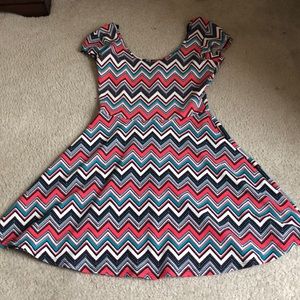 Cute spring zig zag dress